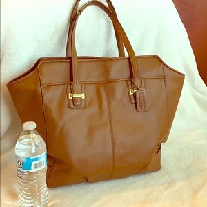 COACH TOTE